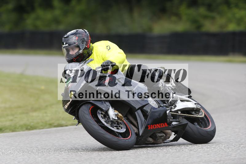 /23 07.06.2025 TZ Motorsport ADR/96